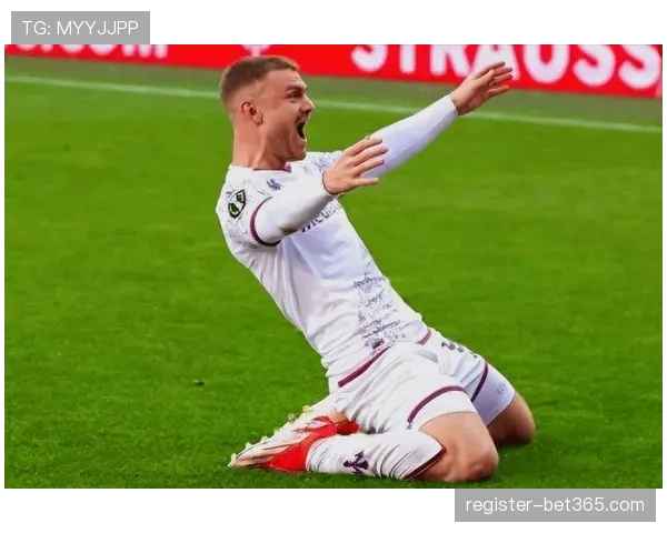 梅西进球后,送安妞惊喜,笑指右胸向,皇冠体育app下载,皇冠体育官网,澳门皇冠体育,bet皇冠体育在线