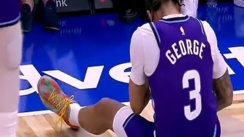 深圳青年：用激情青春挑战升班马标签